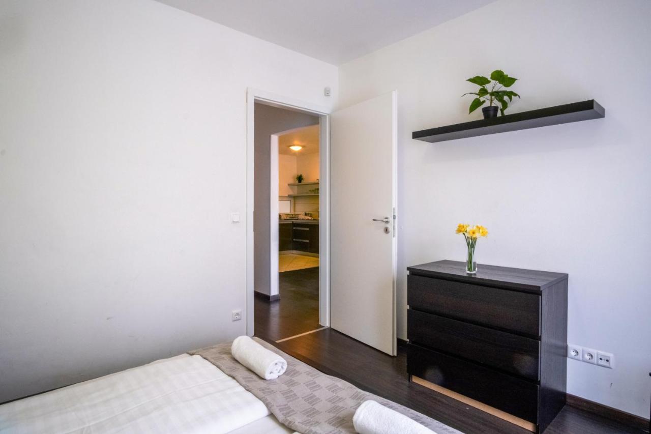 MF Siófok Beach Apartment Kültér fotó