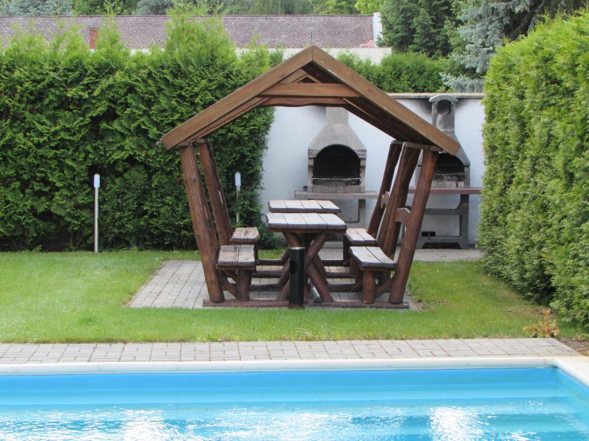 MF Siófok Beach Apartment Kültér fotó